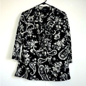 Front Ruffle 1X Black n white blouse with Hook button closure at neck Style & Co